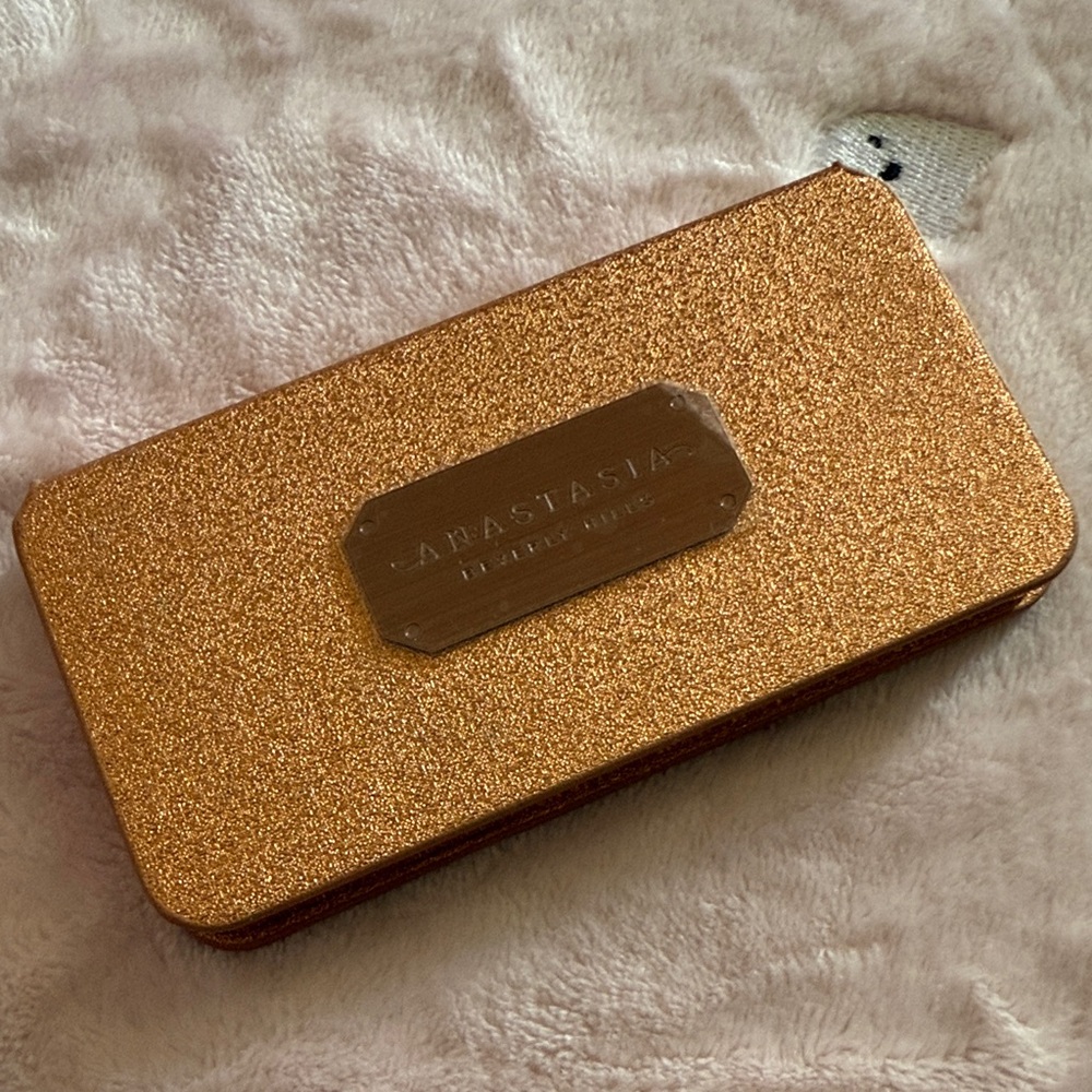 Anastasia Beverly Hills face pallet